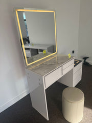 High gloss dressing table with sitting stool