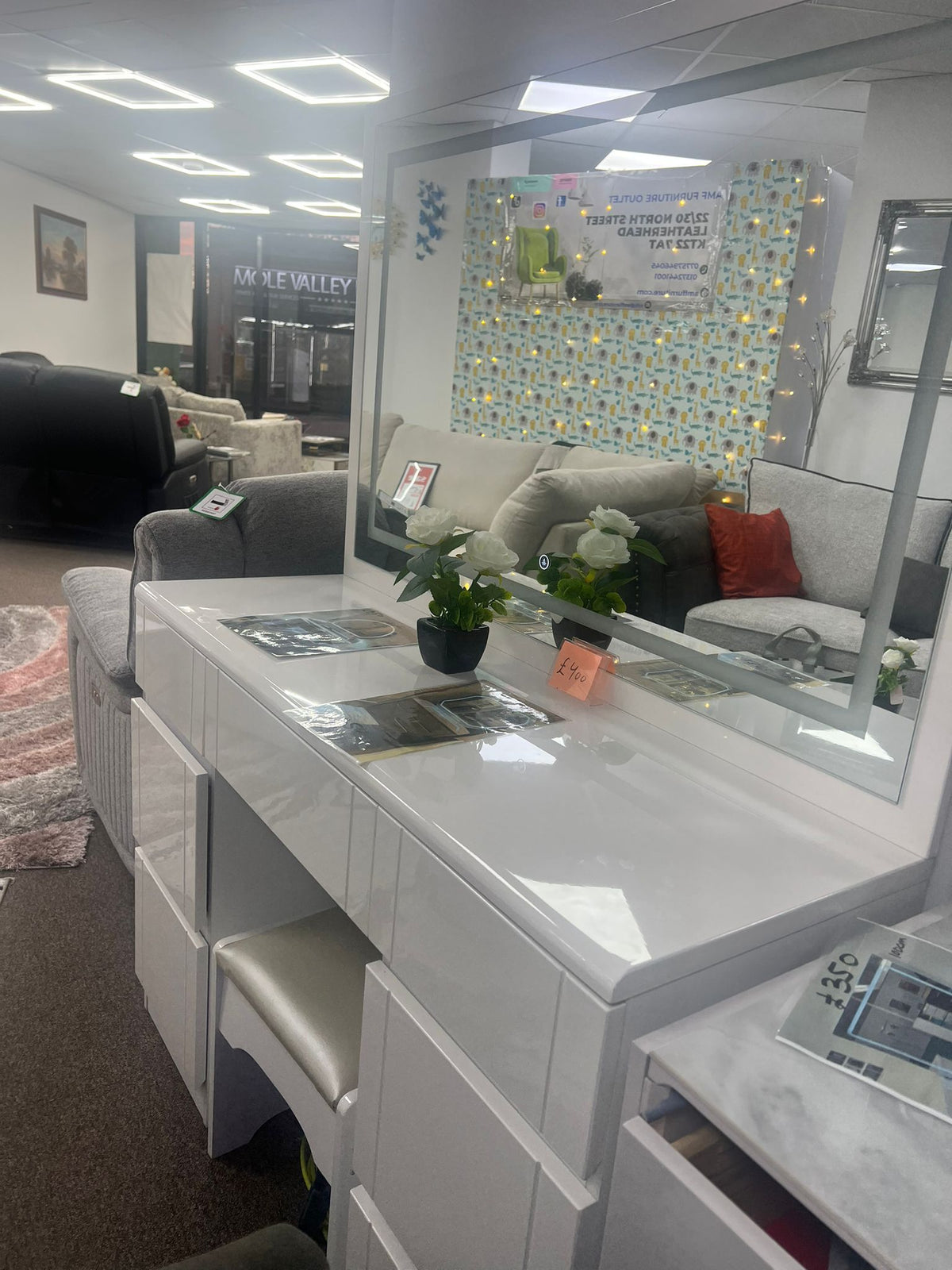 Anaya high gloss dressing table