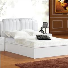 Rugby bed with leather back